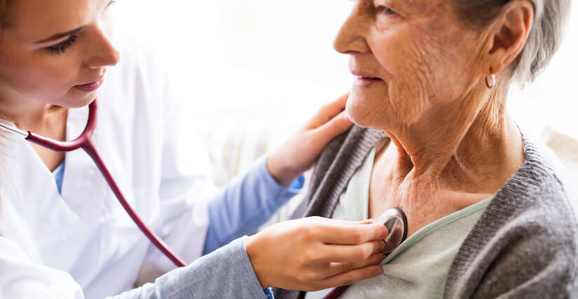 Patient reviewing heart failure symptoms with cardiologist